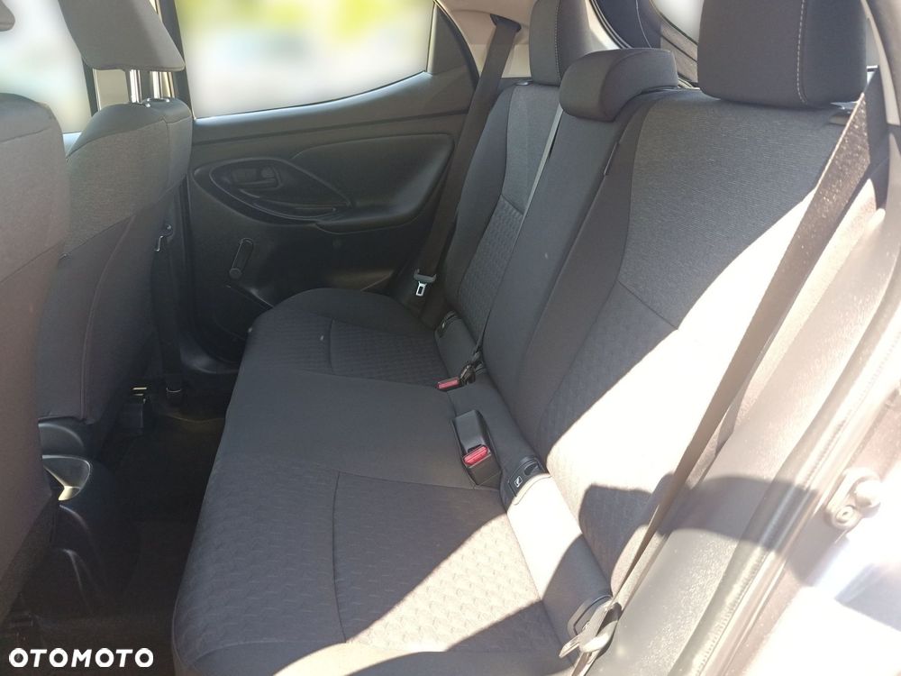 Toyota Yaris 1.5 Comfort CVT - 17