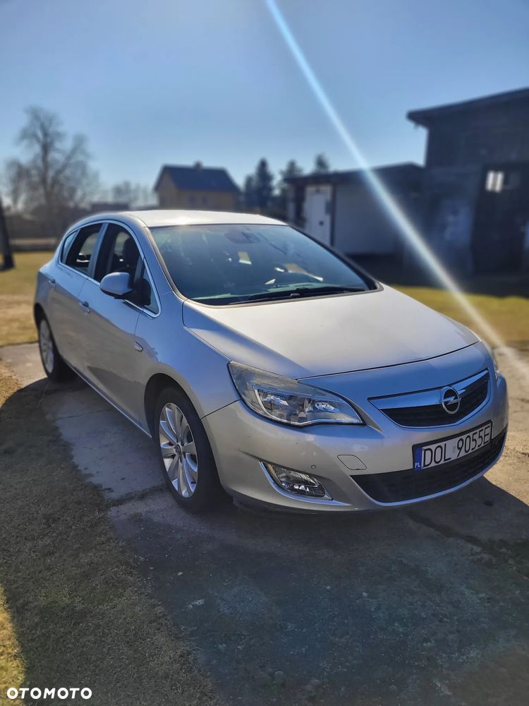 Opel Astra 1.6 Cosmo - 1