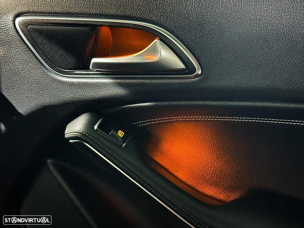 Mercedes-Benz CLA 200 d 4Matic 7G-DCT UrbanStyle Edition - 21