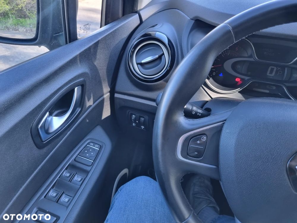 Renault Captur 1.5 dCi Energy Intens EDC EU6 - 12