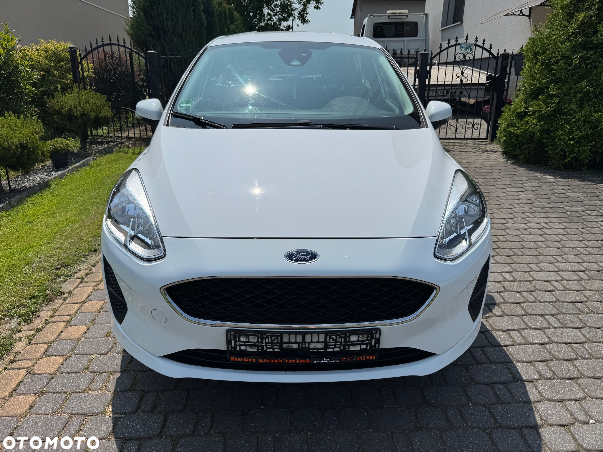 Ford Fiesta 1.1 S&S COOL&CONNECT - 17