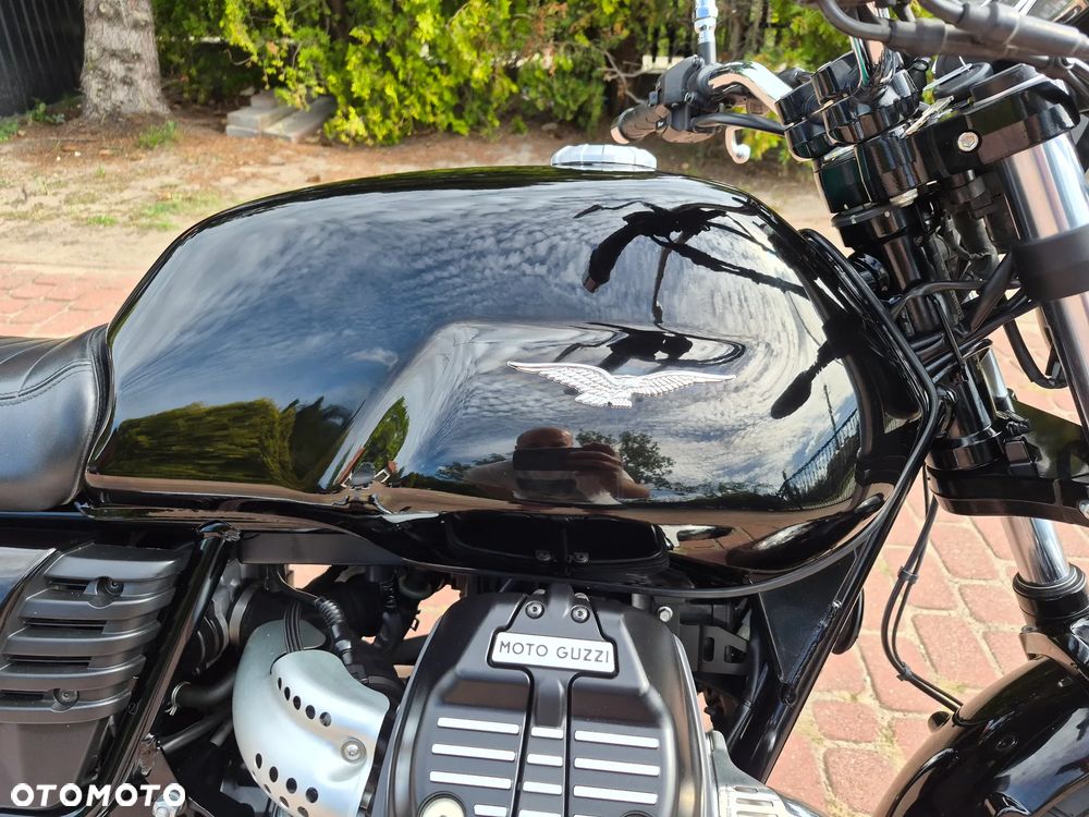 Moto Guzzi V7 - 9