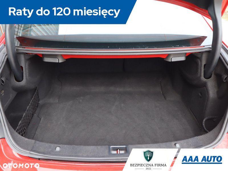 Mercedes-Benz Klasa E - 16