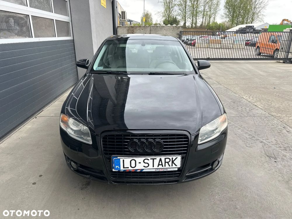 Audi A4 Limousine - 6