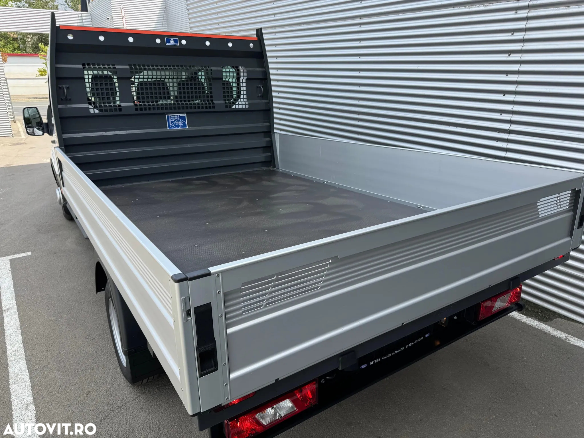 Ford Transit 350 2.0 EcoBlue MHEV 130 CP L4 Sasiu RWD DCAB Trend - 18