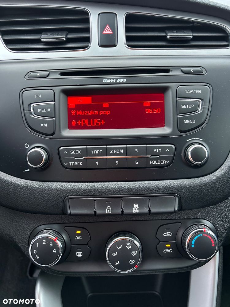 Kia Ceed 1.4 Business Line - 23