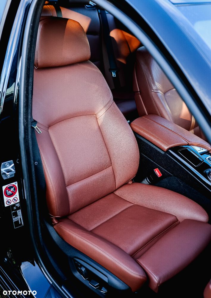 BMW Seria 5 530d xDrive - 21