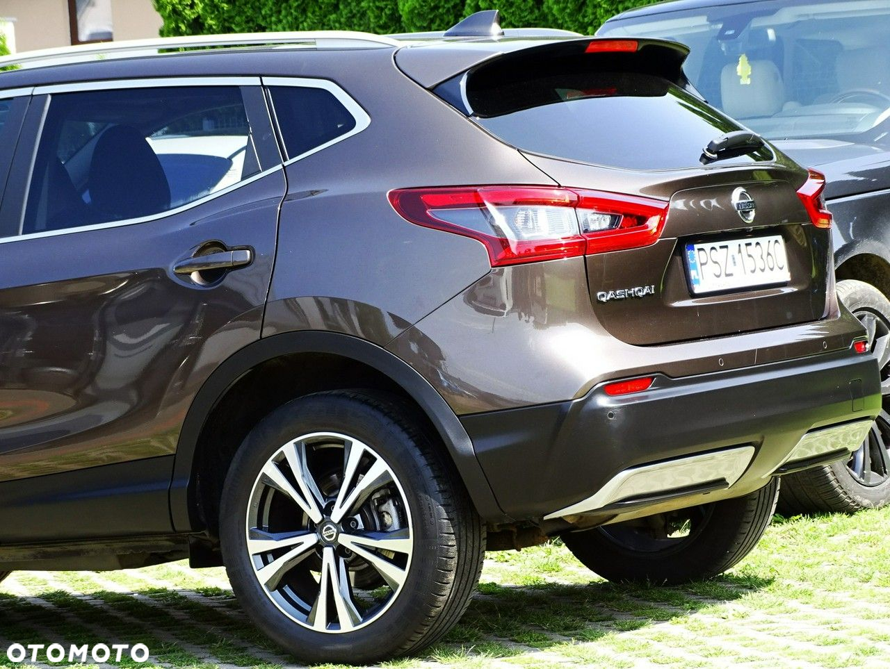 Nissan Qashqai 1.2 DIG-T Tekna EU6 - 13