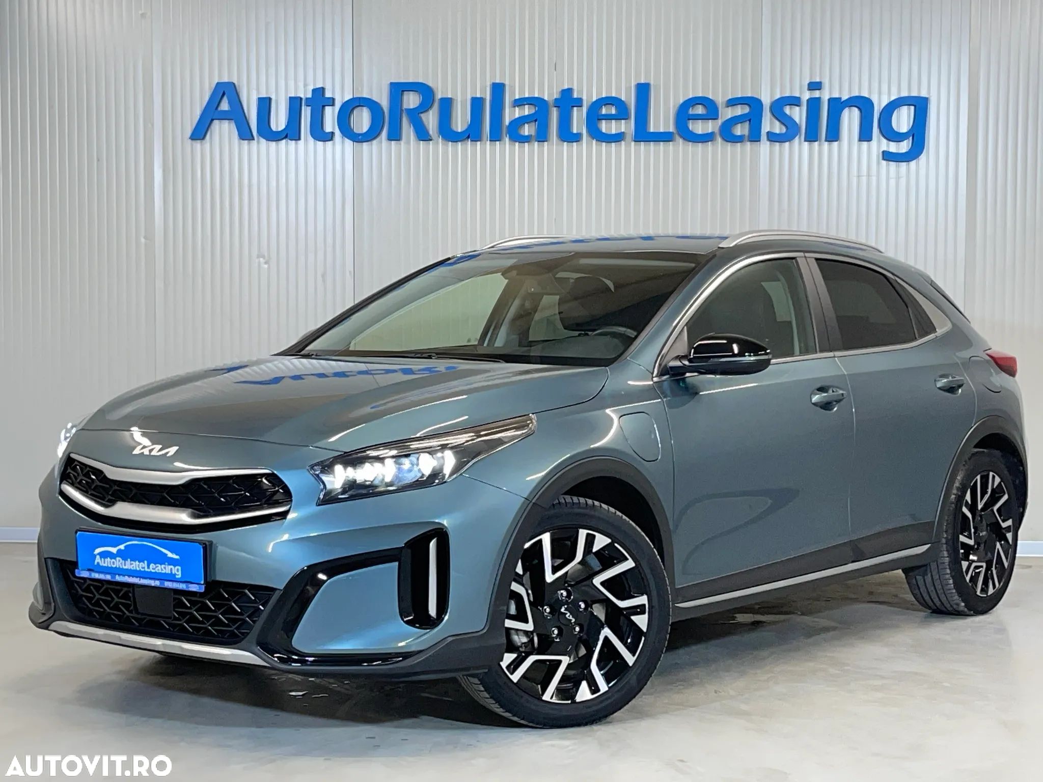 Kia XCeed 1.6 GDI 6DCT PHEV Vision - 1
