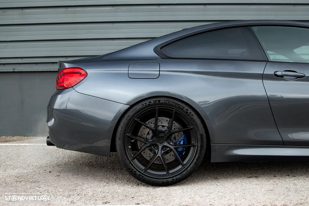 BMW M4 Coupe DKG - 18