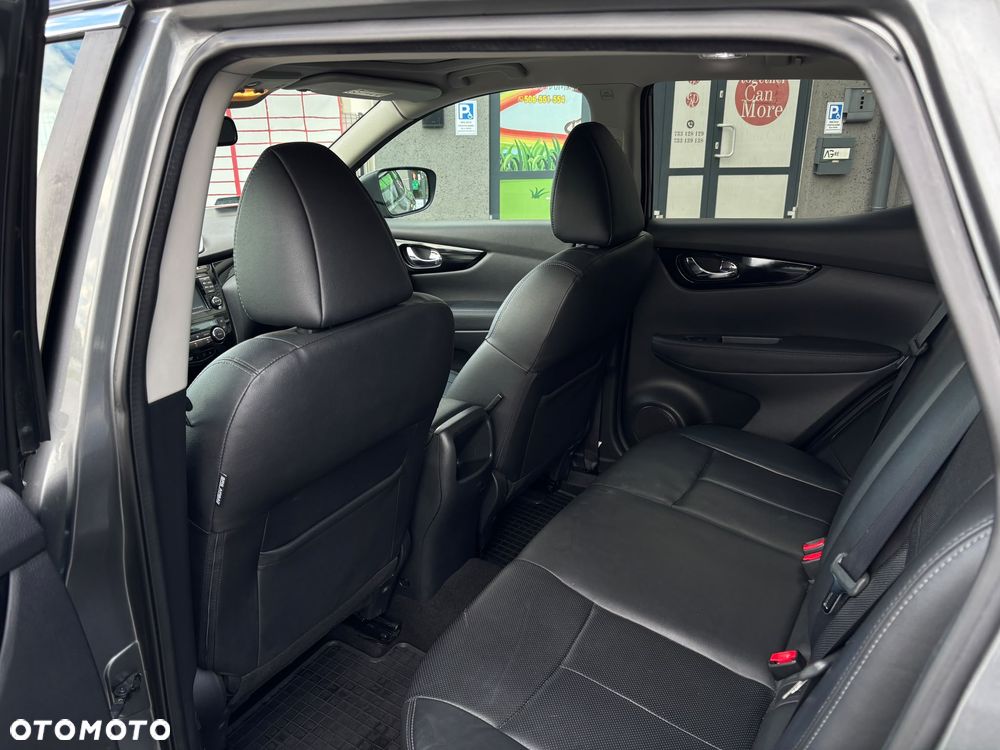 Nissan Qashqai 1.5 dCi Tekna - 9