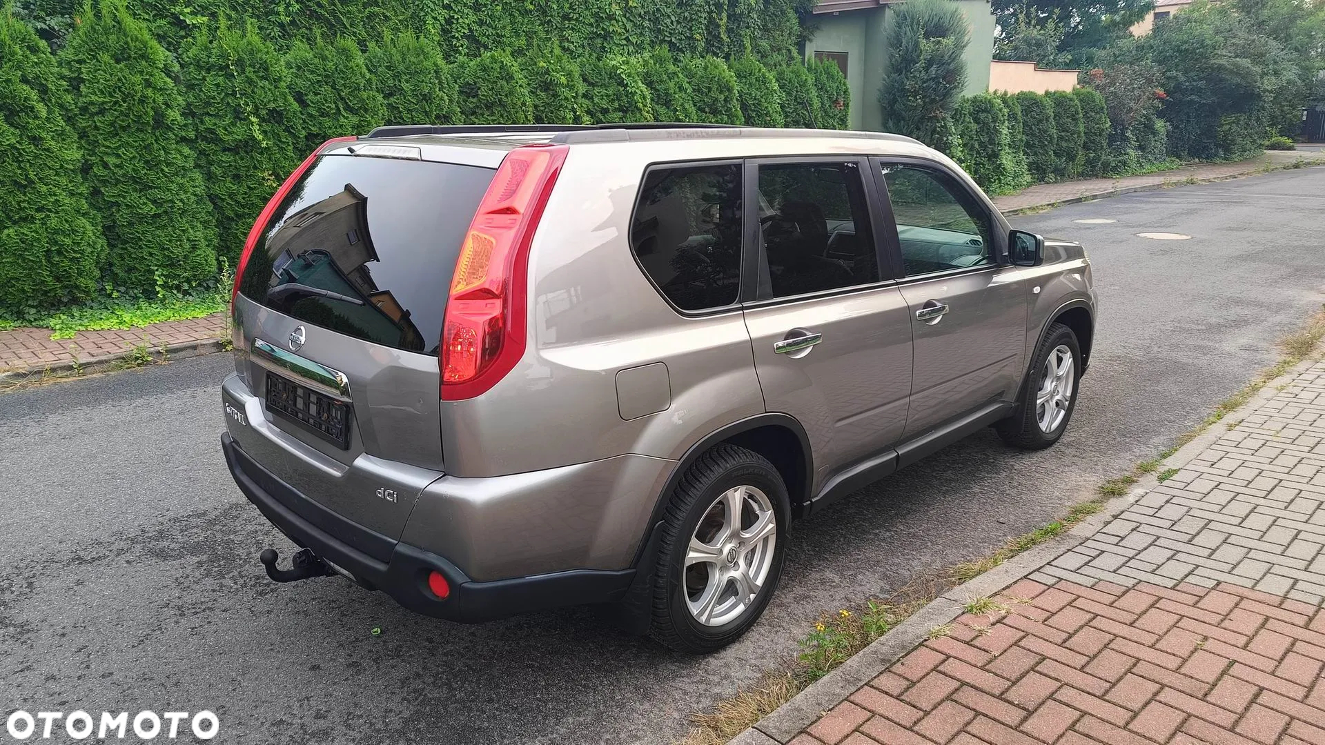 Nissan X-Trail 2.0 dCi 4x4 DPF Platinum - 8