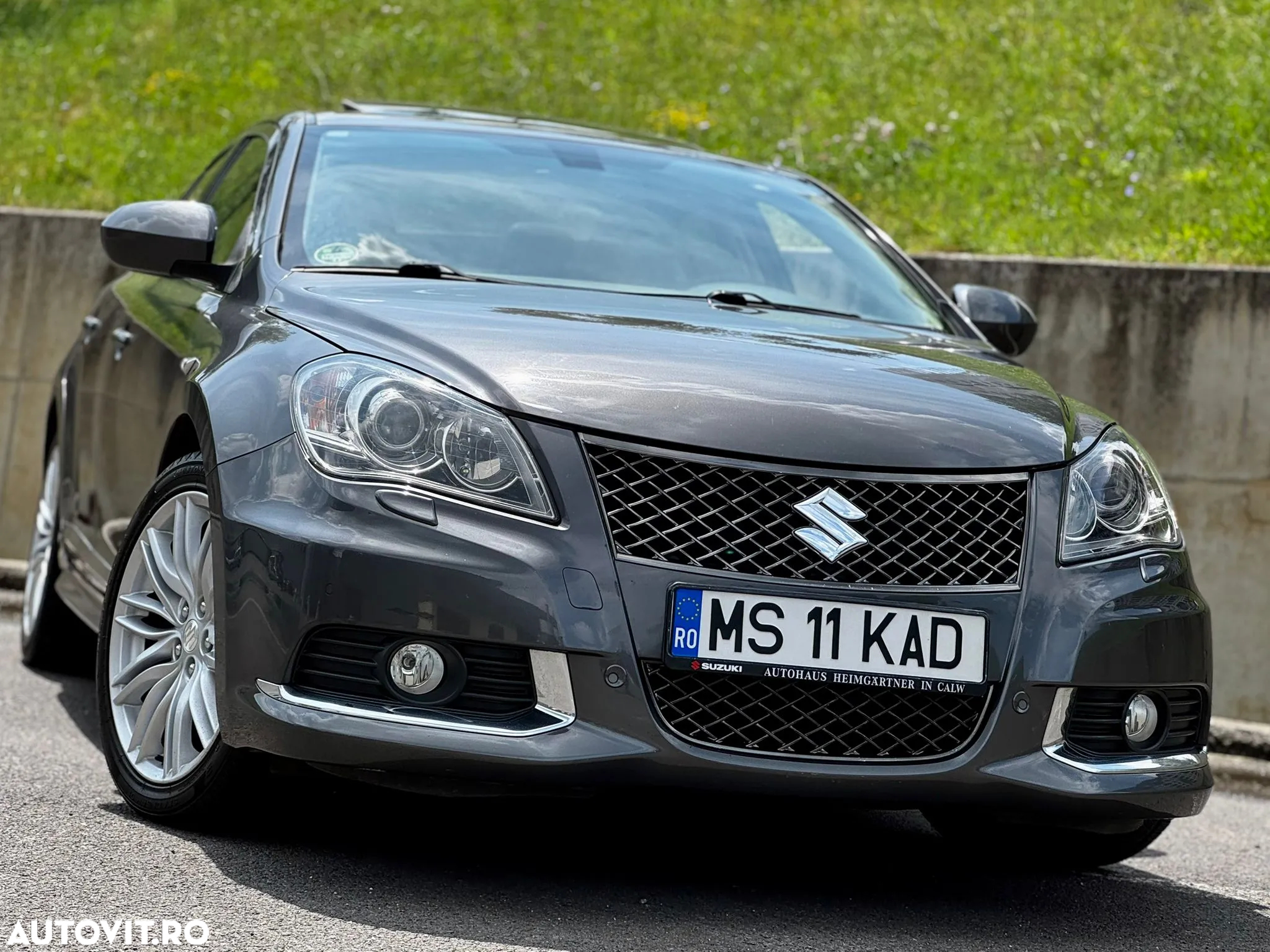 Suzuki Kizashi 2.4 4x2 Sport - 17