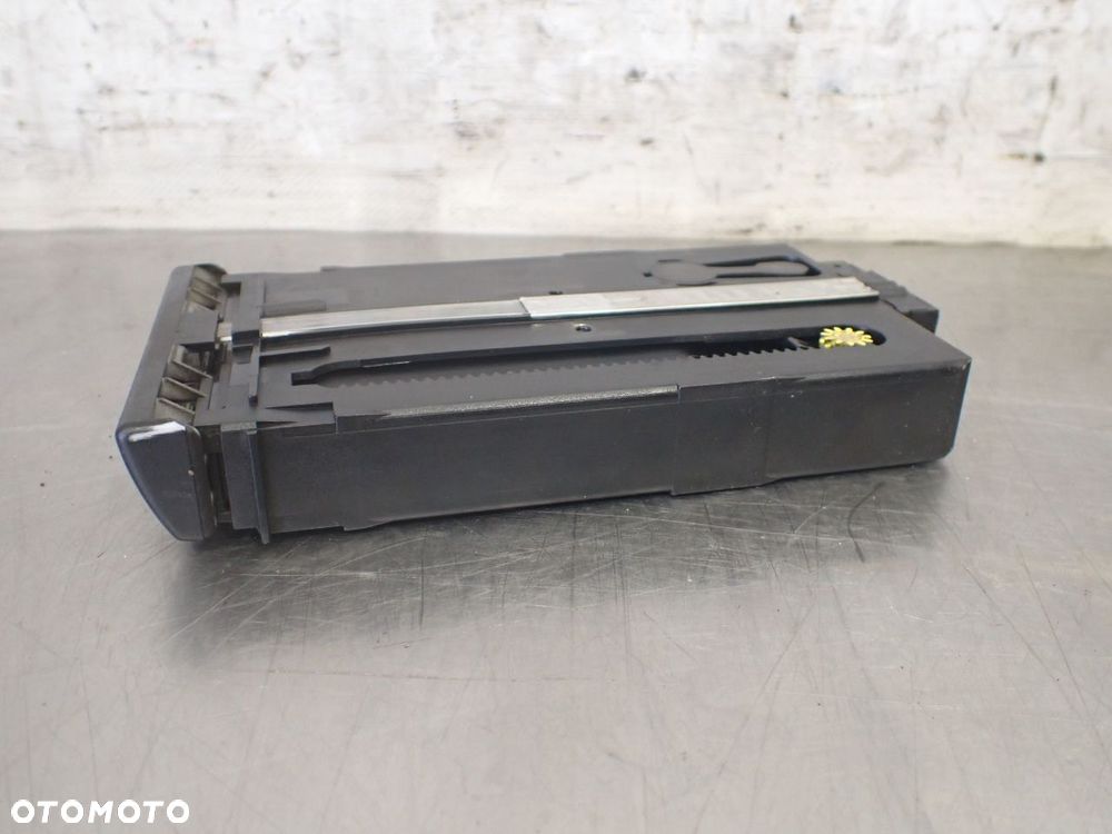 SCHOWEK AUDI A6 C5 2.5 4B0941561C - 3