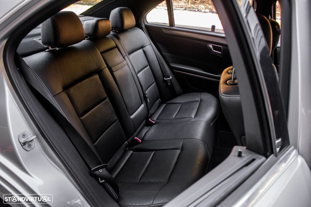 Mercedes-Benz E 250 BlueTEC Avantgarde Auto. - 28
