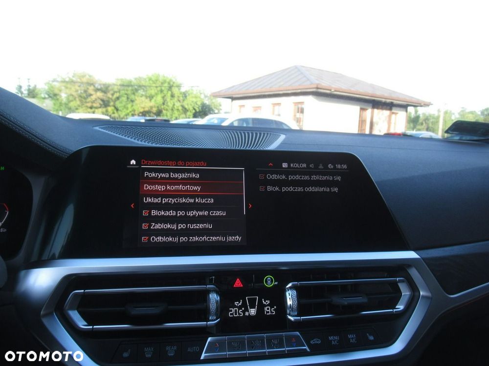 BMW Seria 3 320i Luxury Line - 21