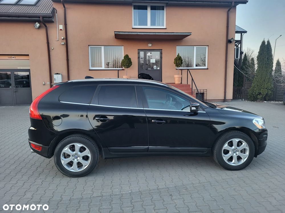 Volvo XC 60 - 8