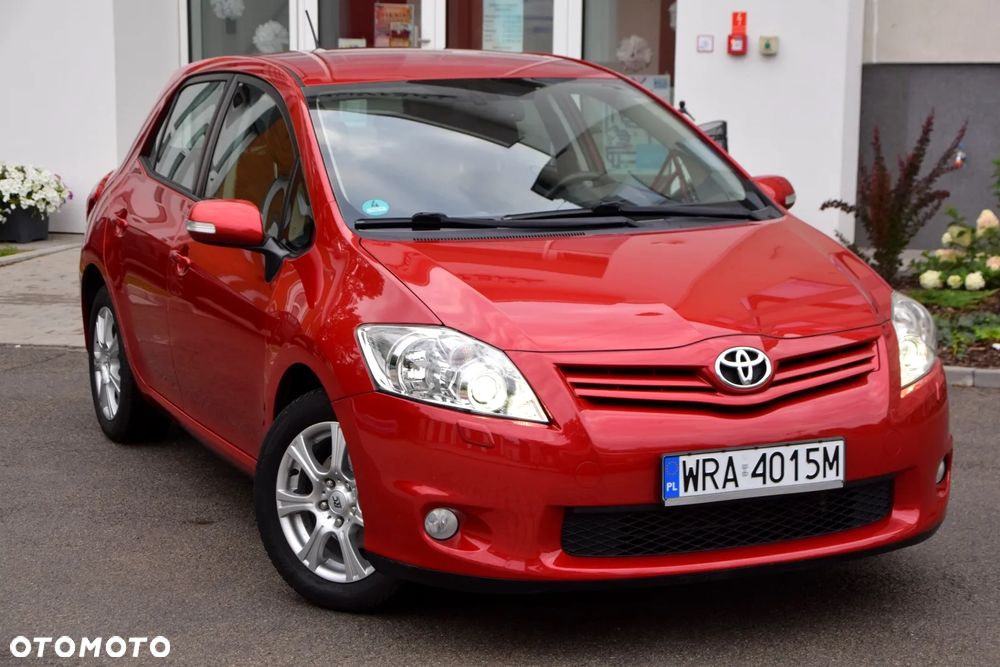 Toyota Auris 1.6 Premium MS - 4
