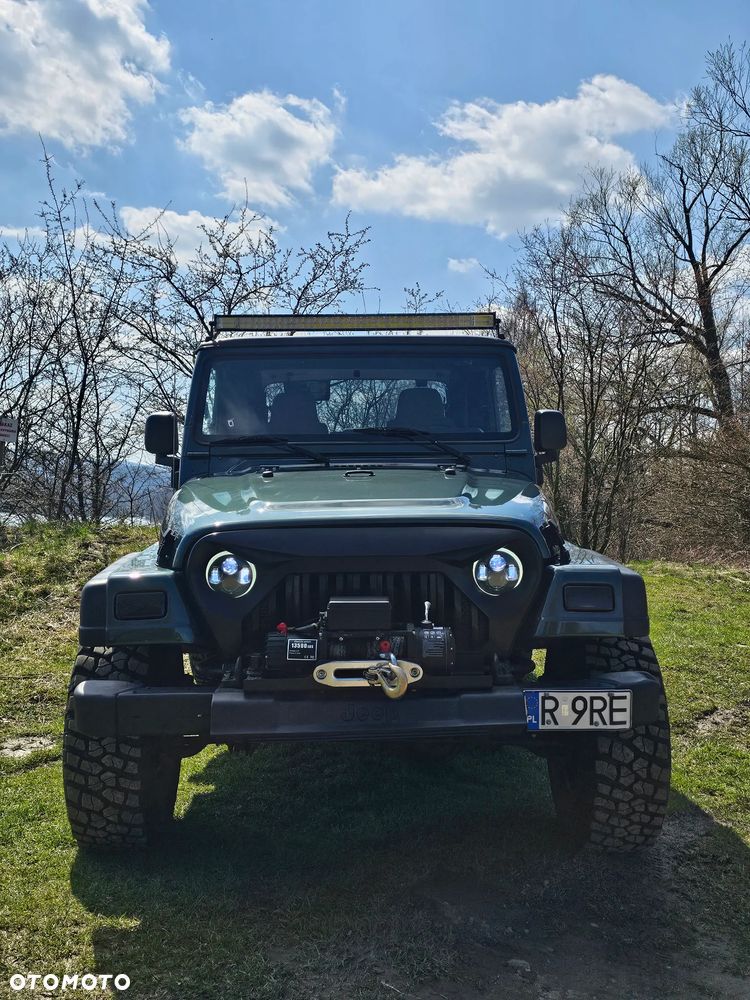 Jeep Wrangler 4.0 Sport - 9