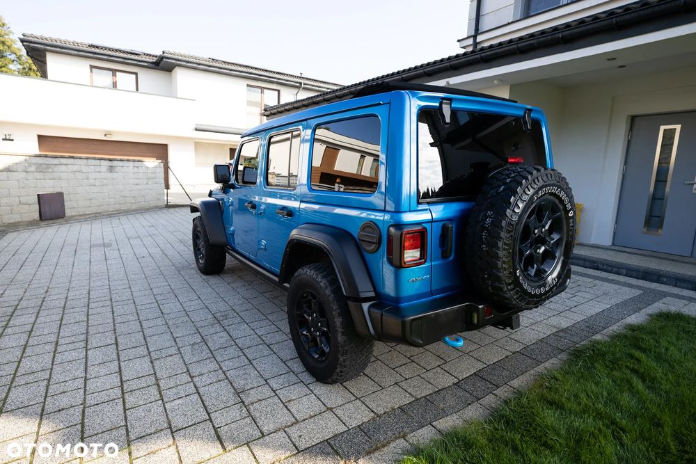 Jeep Wrangler - 8