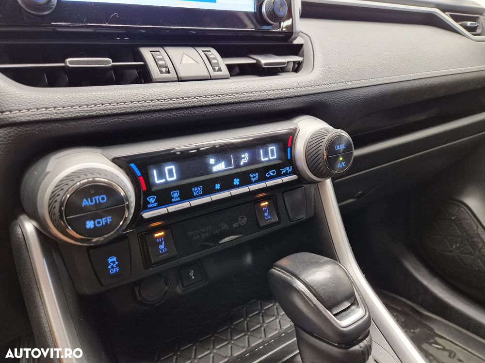 Toyota RAV4 - 7