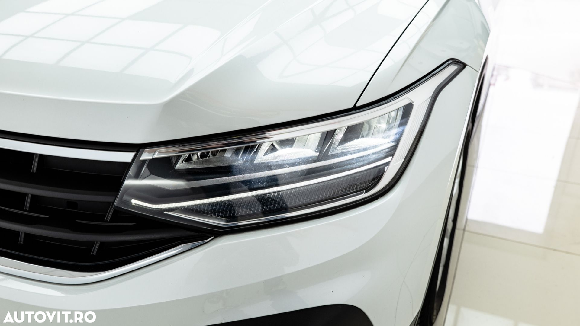 Volkswagen Tiguan 2.0 TDI DSG Life - 11