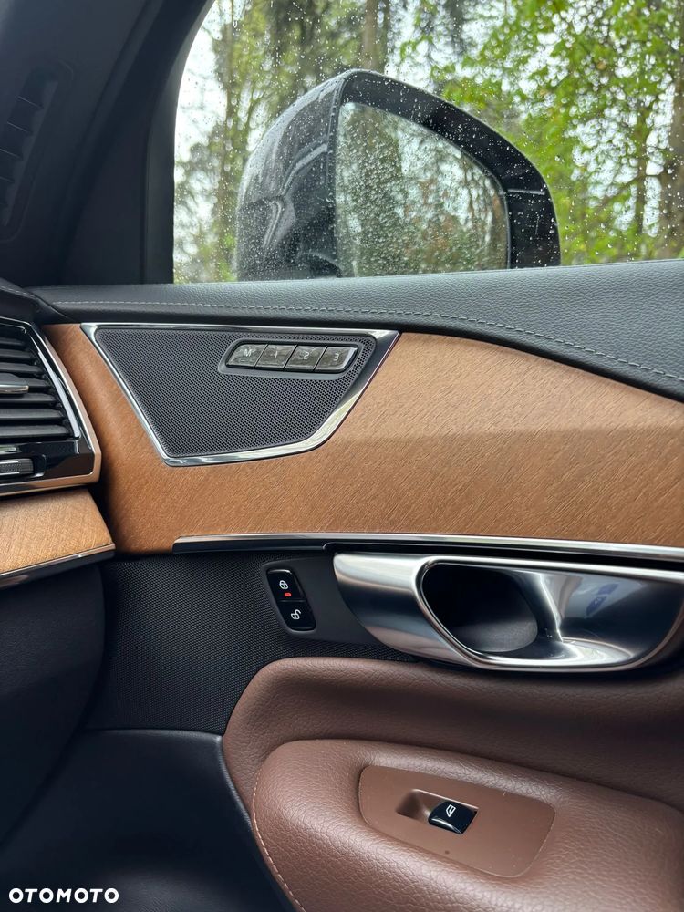 Volvo XC 90 - 5