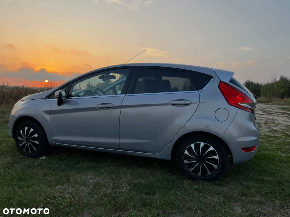 Ford Fiesta 1.4 TDCi Platinium X - 6