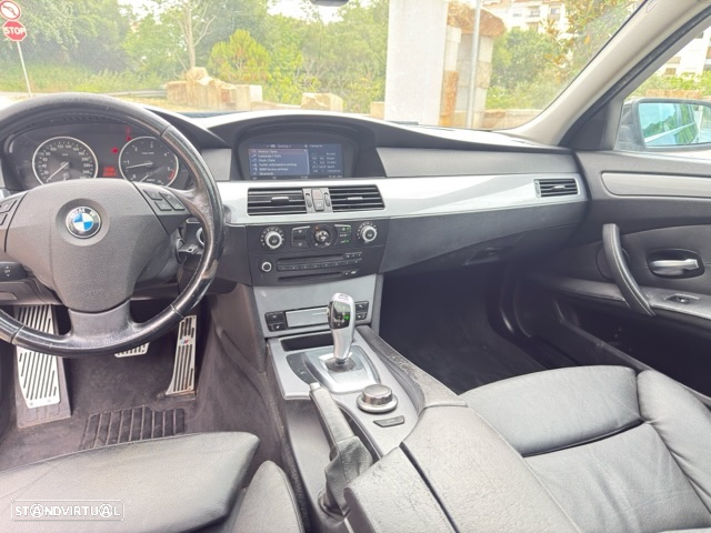 BMW 530 dA Touring - 23