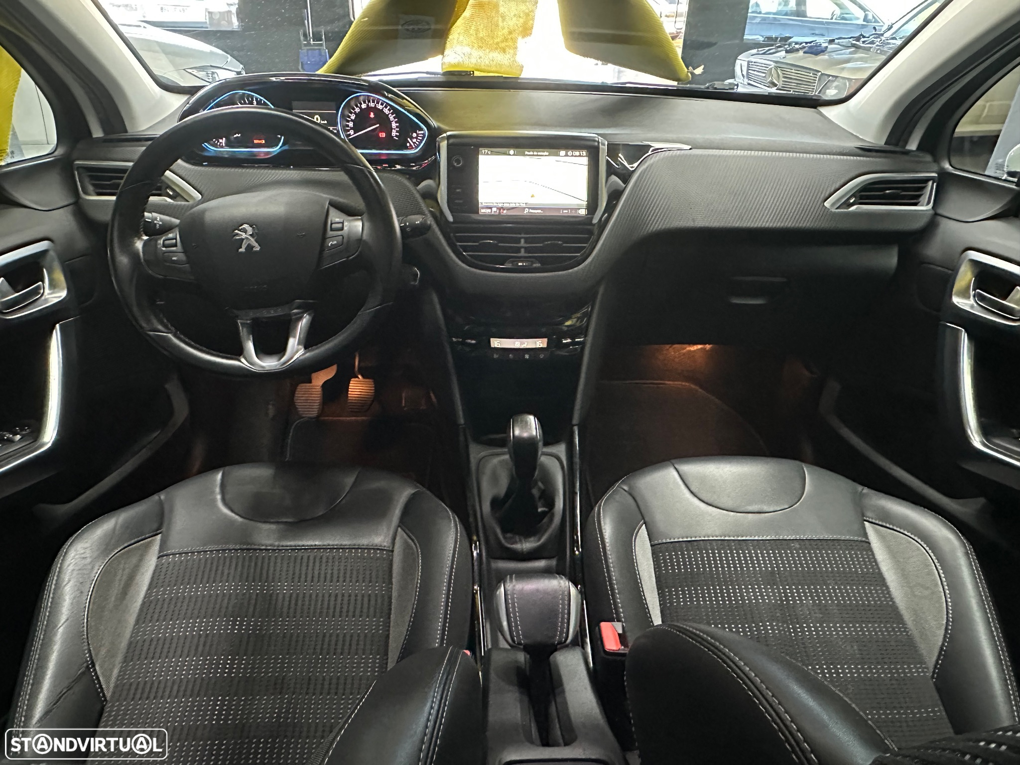 Peugeot 2008 1.6 BlueHDi Allure - 7