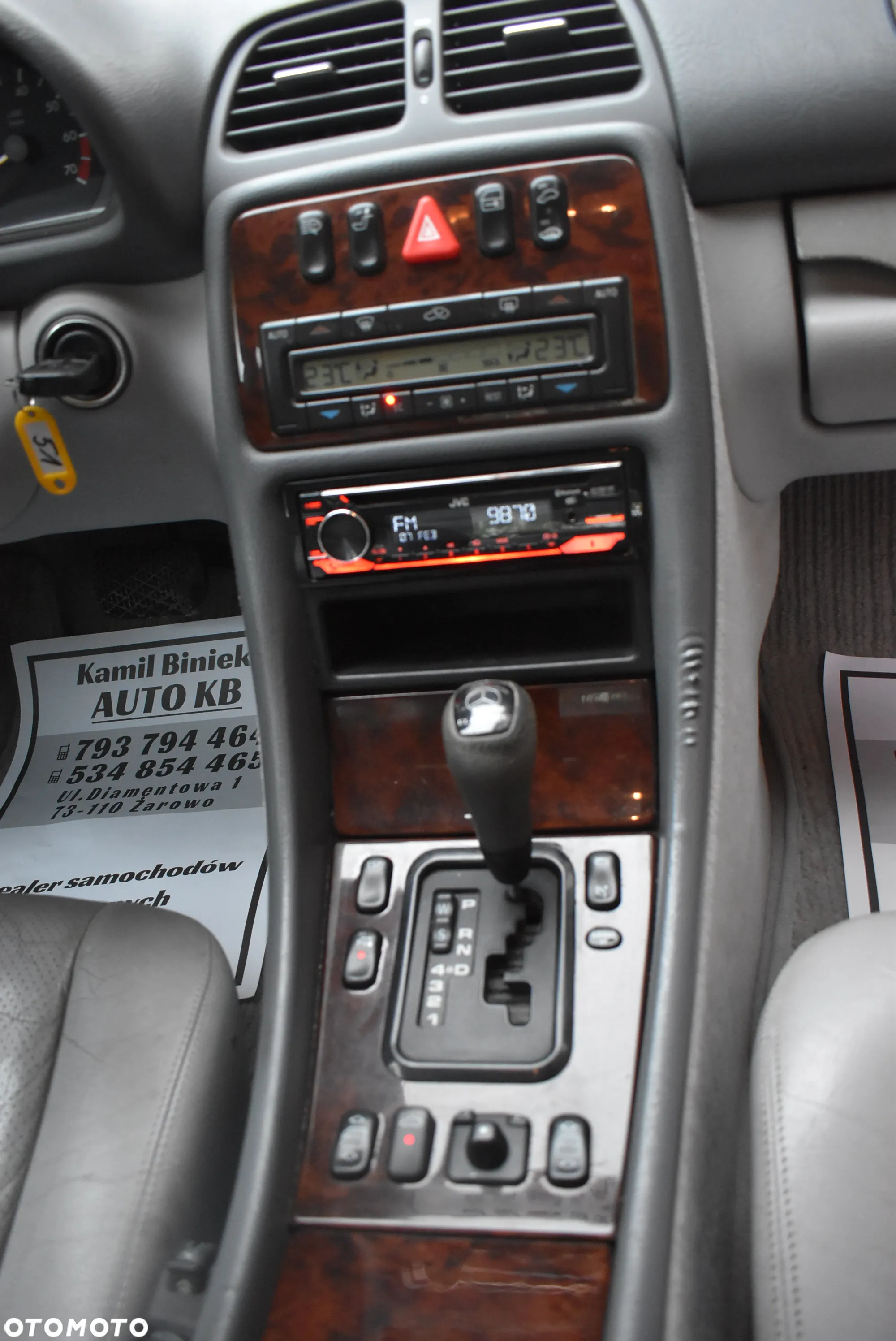 Mercedes-Benz CLK 320 - 13