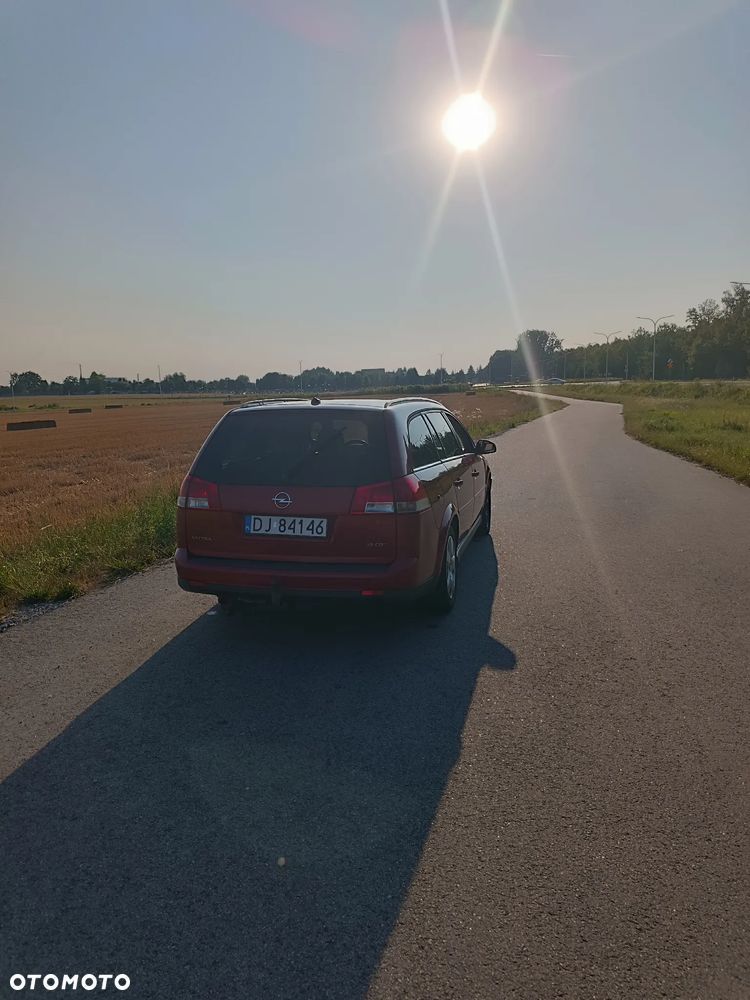 Opel Vectra 1.9 CDTI Cosmo - 6