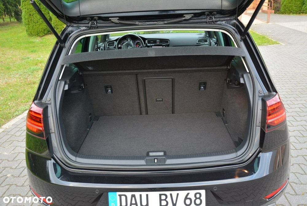 Volkswagen Golf 1.5 TSI ACT DSG Sound - 35