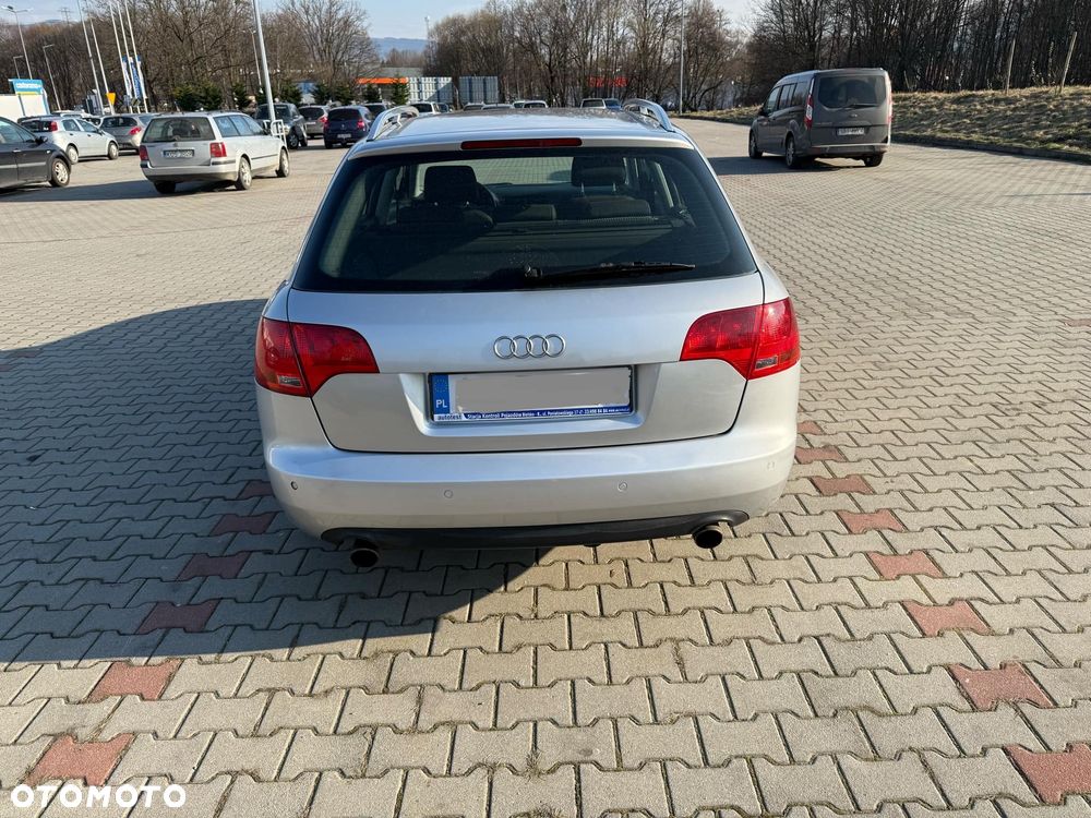 Audi A4 Avant - 10