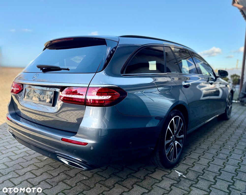 Mercedes-Benz Klasa E 220 d 4Matic 9G-TRONIC Exclusive - 14