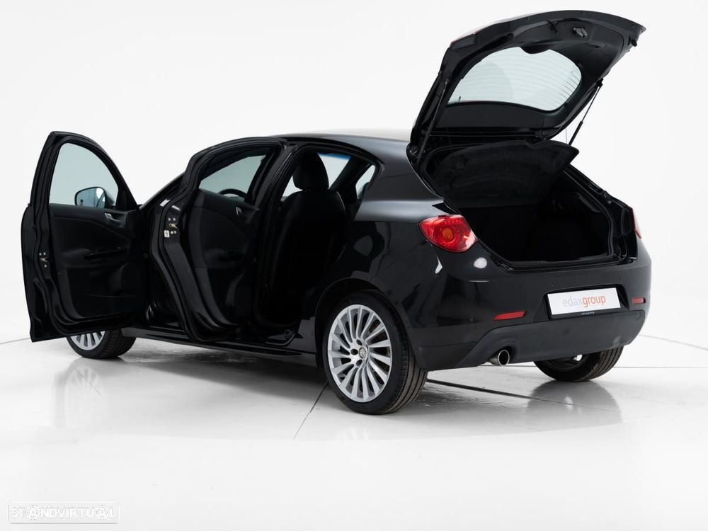 Alfa Romeo Giulietta - 6
