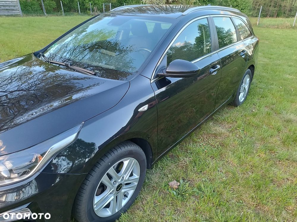 Kia Ceed 1.6 CRDi Eco-Dynamics+ (48V Mild-Hybrid) Vision - 2