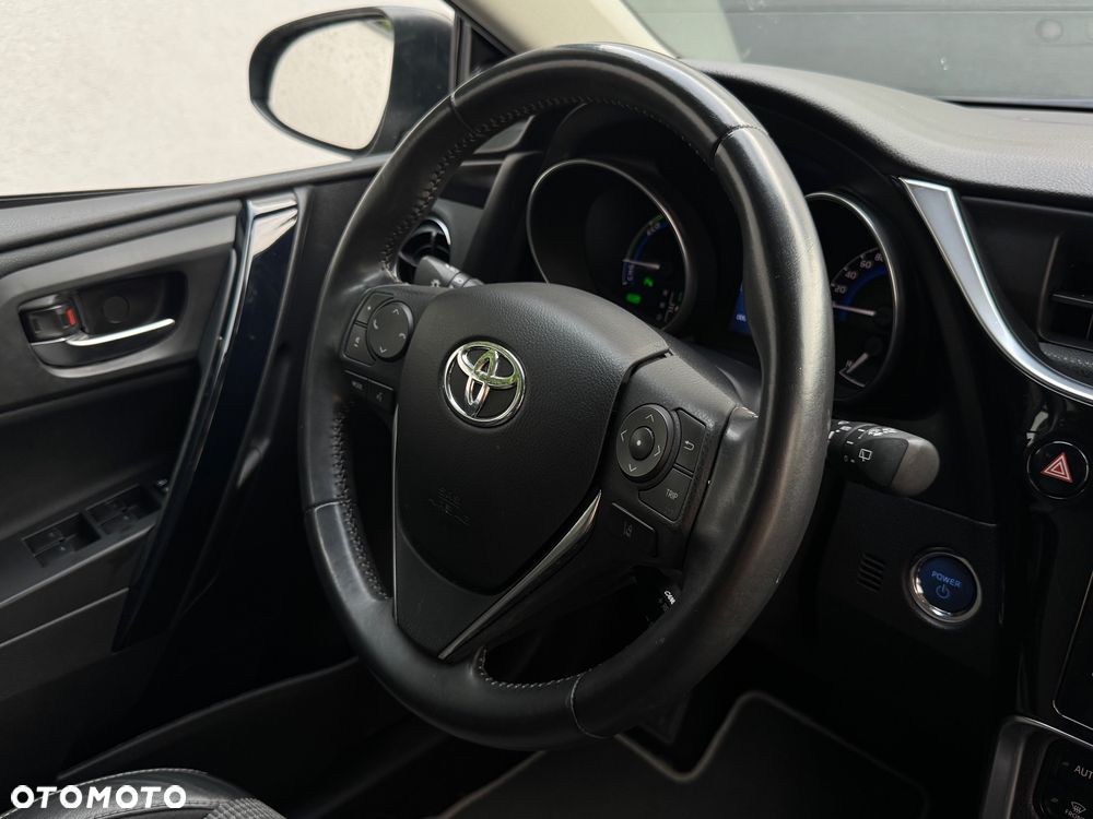 Toyota Auris 1.8 HSD Prestige NAVI - 28