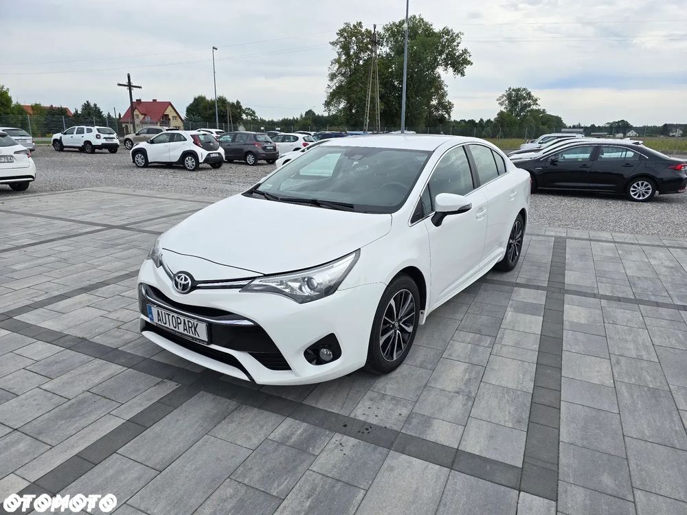 Toyota Avensis 2.0 D-4D Premium - 5