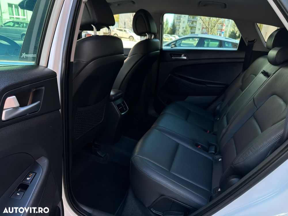 Hyundai Tucson blue 1.7 CRDi 2WD DCT Style - 30