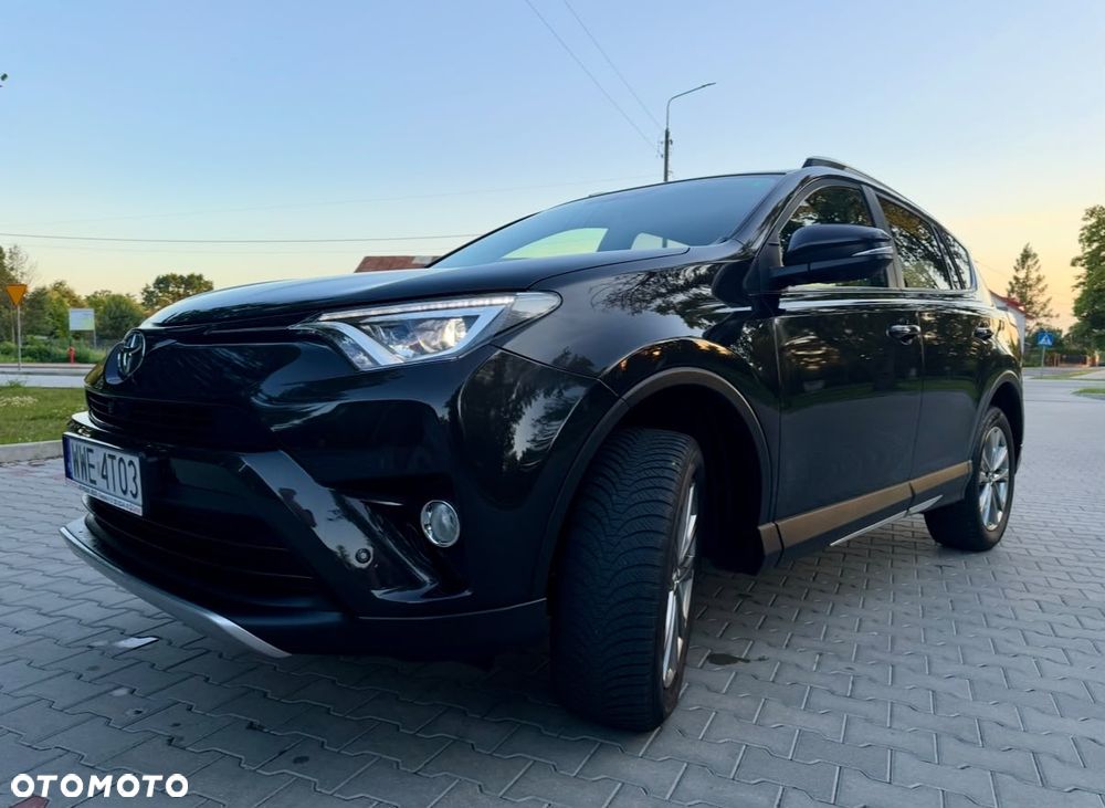 Toyota RAV4 2.0 D-4D 4x2 Start-Stop Executive - 4