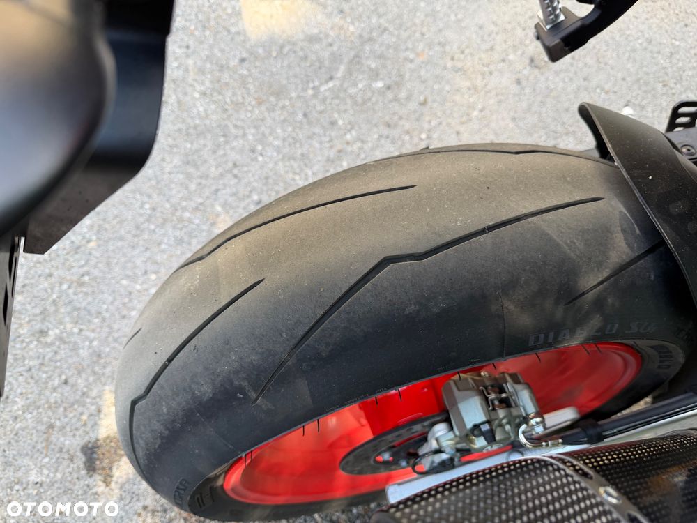 Aprilia Tuono - 12