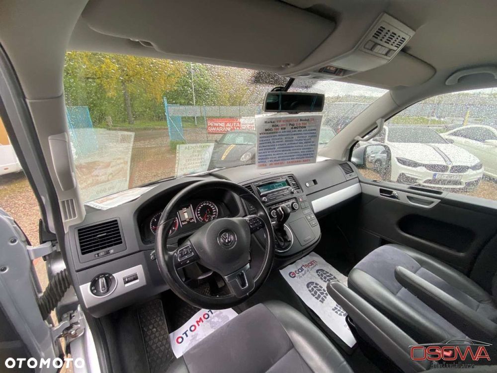 Volkswagen Multivan - 13