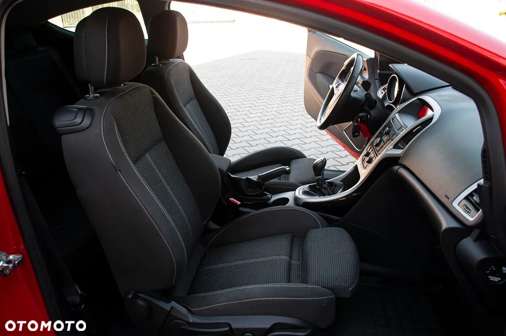 Opel Astra 1.4 Turbo Innovation - 25