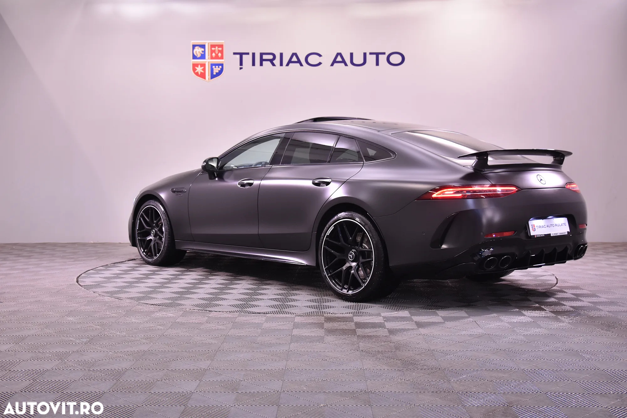 Mercedes-Benz AMG GT 53 4MATIC+ MHEV - 3