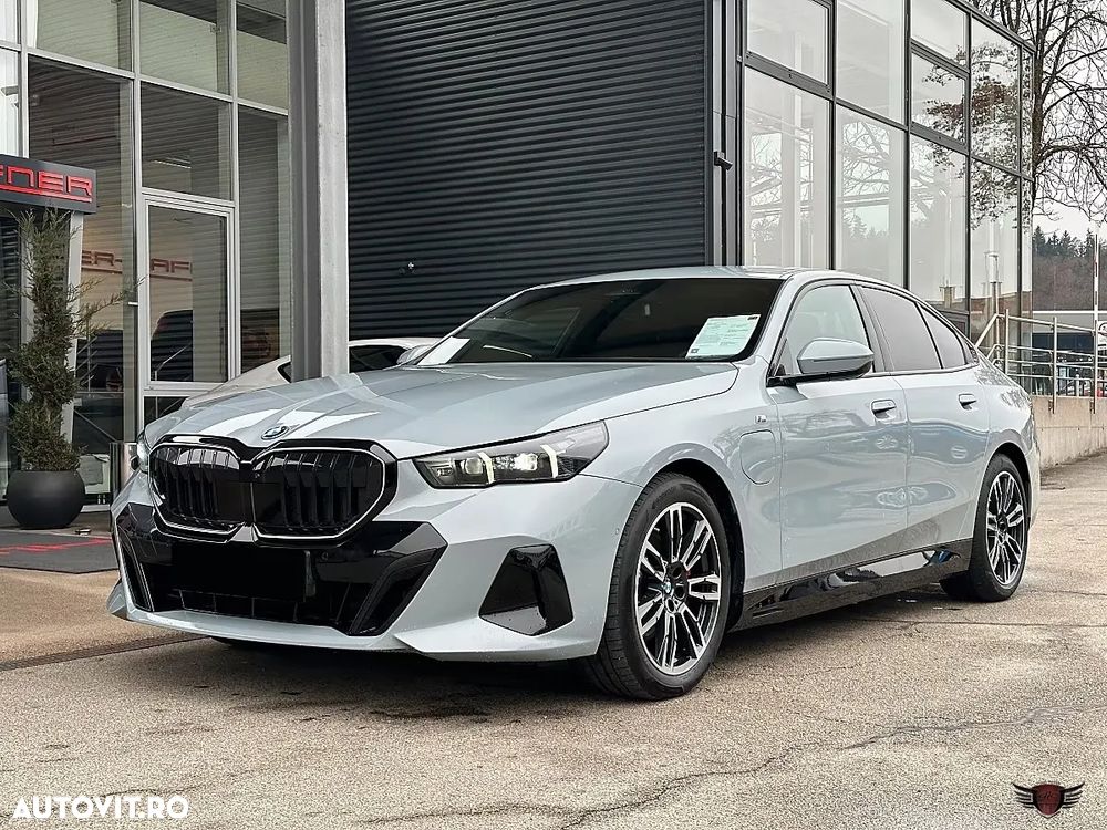 BMW Seria 5 530e xDrive Aut. - 15