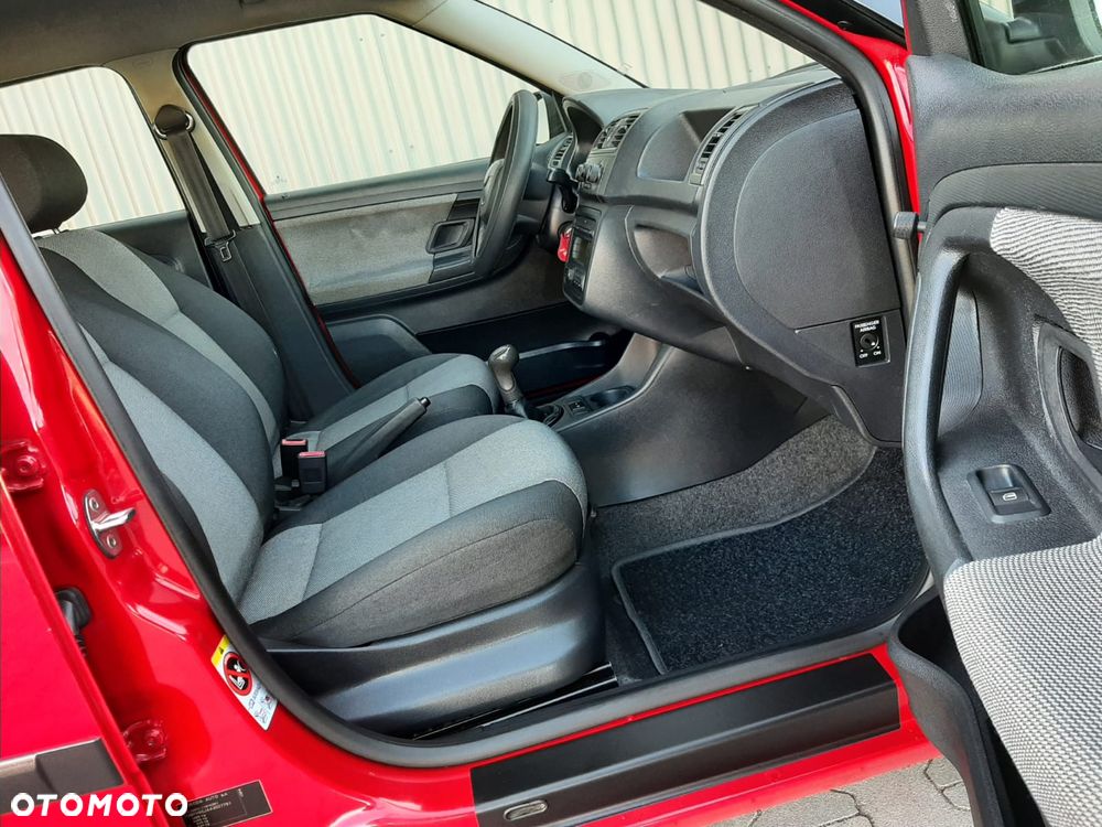 Skoda Fabia - 6