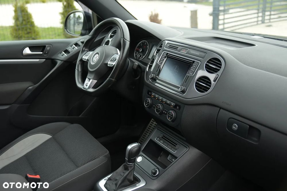 Volkswagen Tiguan 2.0 TDI DPF 4Motion BlueMotion Technology DSG Sport & Style - 17