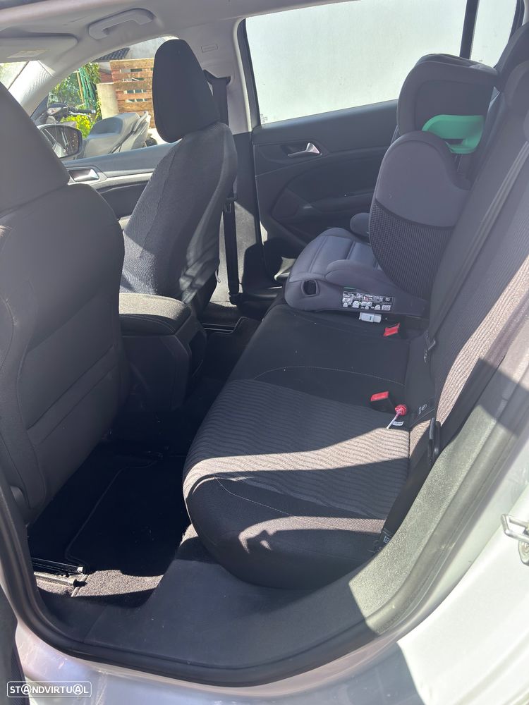 Peugeot 308 1.6 e-HDi Active J17 - 12