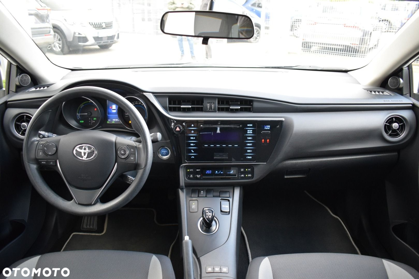 Toyota Auris - 15